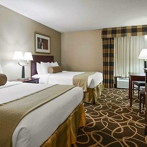 Queen Room Two Queen Beds Non-Smoking or Pet Friendly